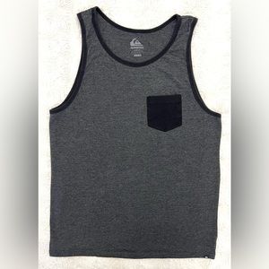 Quicksilver Mens Tank Top in Size medium. Dark Grey and Black.